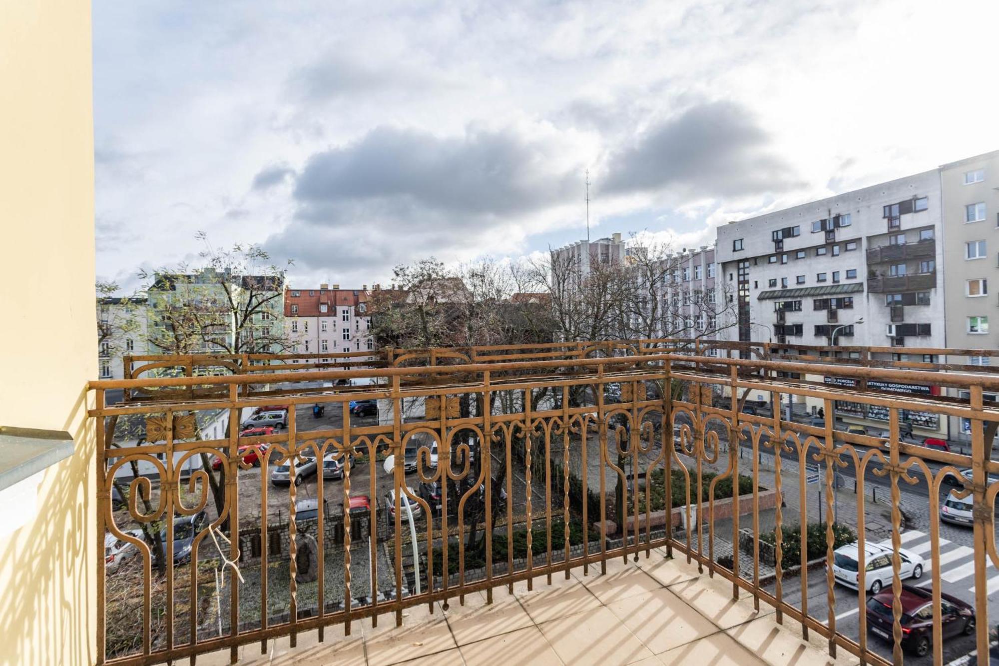 Przytulne I Komfortowe Studia Very Berry W Poznaniu By Noclegi Renters Экстерьер фото