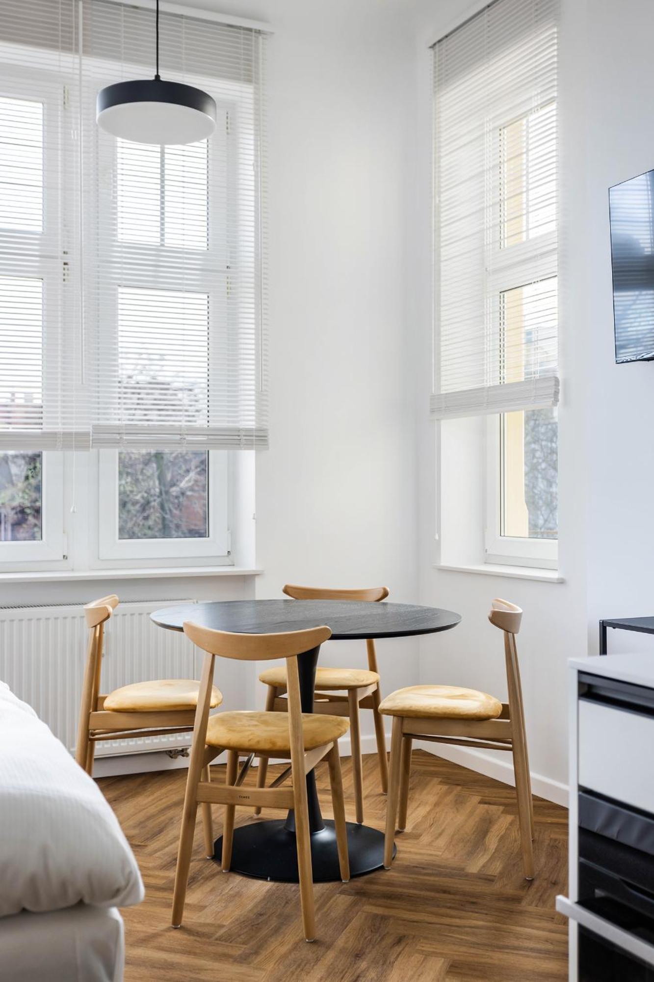 Przytulne I Komfortowe Studia Very Berry W Poznaniu By Noclegi Renters Экстерьер фото