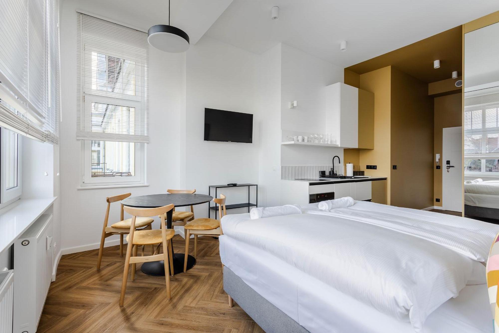 Przytulne I Komfortowe Studia Very Berry W Poznaniu By Noclegi Renters Экстерьер фото