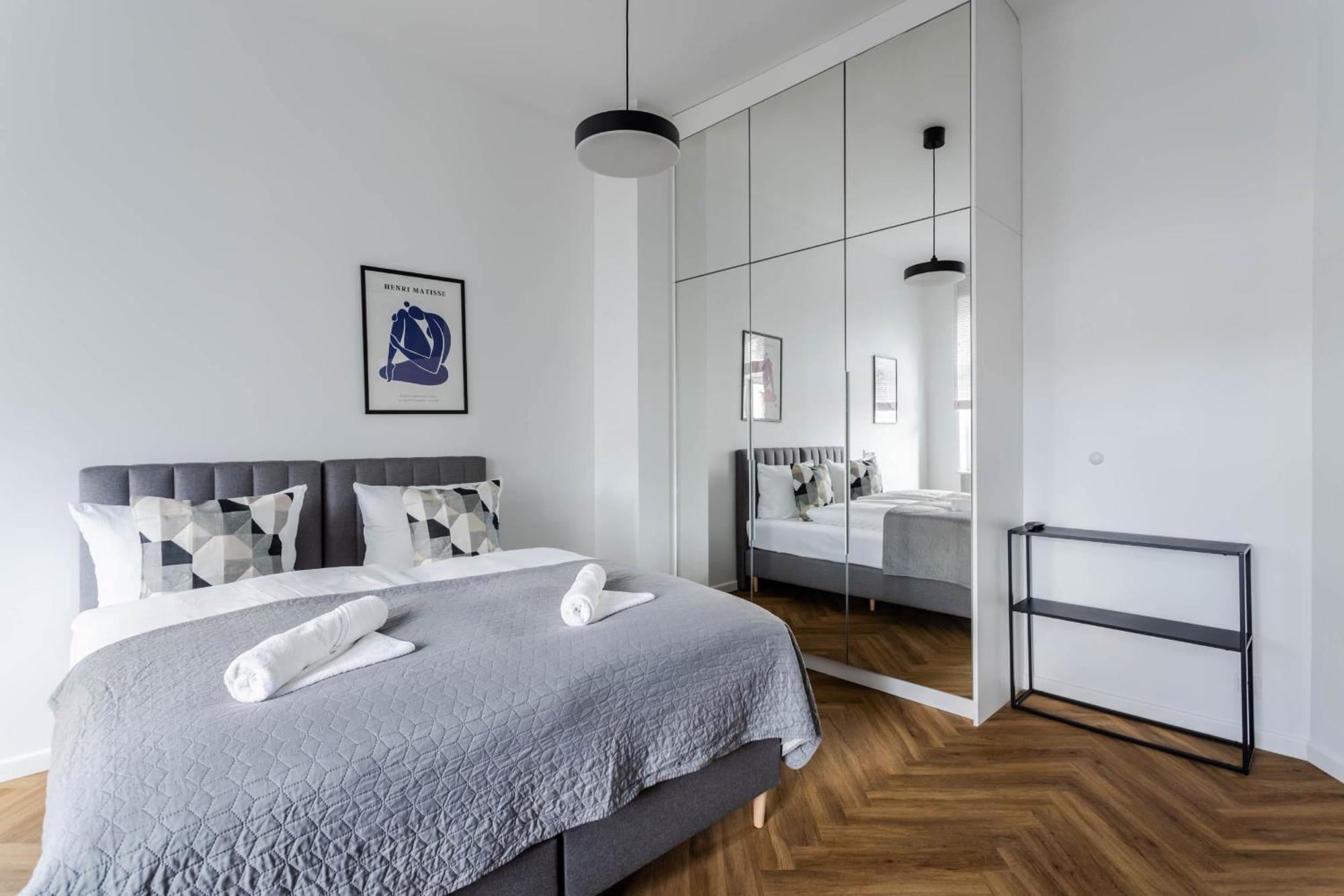 Przytulne I Komfortowe Studia Very Berry W Poznaniu By Noclegi Renters Экстерьер фото